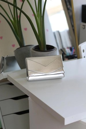 Silver Parlak Zarf Kutu Omuz Çantası