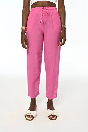 KADIN BELİ LASTİKLİ RAHAT KALIP DÜZ RENK PANTOLON