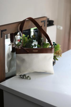 Kadın Krem Massini Keten Pouch El Çantası