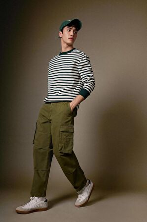 DeFacto Wide Leg Fit Geniş Kalıp Normal Bel Geniş Paça Kargo Cepli Pantolon B1915AX24SPKH262