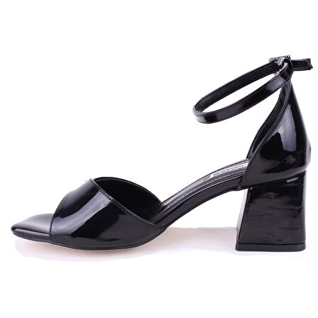 Dagoster DZA07-928225 Siyah Rugan Klasik Topuklu Kadın Ayakkabı