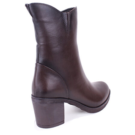 Dagoster DZA07-1314700 Kahve Klasik Topuk Fermuarlı Deri Kadın Bot