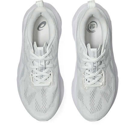 Novablast 5 Kadın Beyaz Koşu Ayakkabısı 1012B765-100