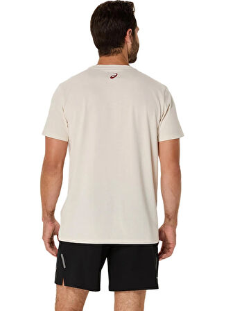 Asics 2031E659-201 ASICS CHEST LOGO SS TE Bej Yuvarlak Yaka Normal Baskılı Erkek T-Shirt
