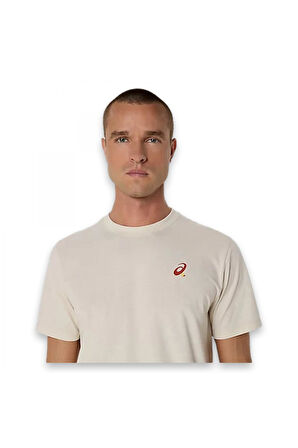 Asics 2041A348 Court Graphic Ss Top Krem Erkek T-Shirt