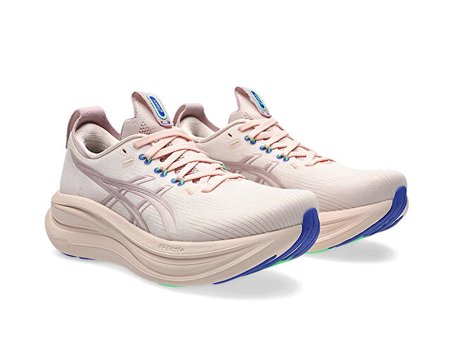 Asics Gel-Nimbus 28 Kadın Koşu Ayakkabısı 1012B899-700 Turuncu