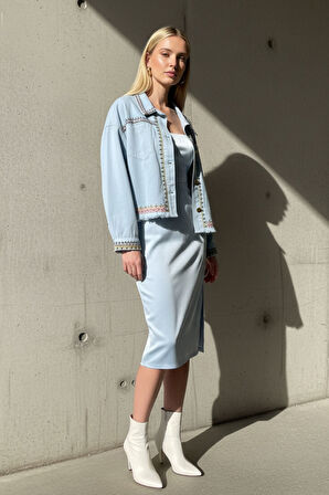 Kadın Açık Mavi Nakışlı İşlemeli Uzun Kollu Düğmeli  Oversize Kot-Denim Jean Ceket - Kadın Ceket 