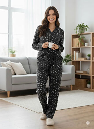 KADIN YILDIZ DETAYLI DÜĞMELİ PİJAMA TAKIM