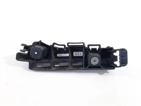 Chevrolet / Cruze Sağ Arka Tampon Braketi