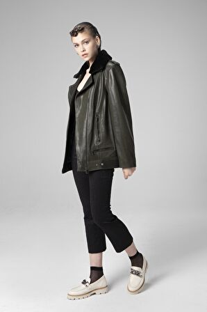 DERİCLUB WM020 SAVAKİ Gerçek Deri Yaka Kürklü Kadın Mont