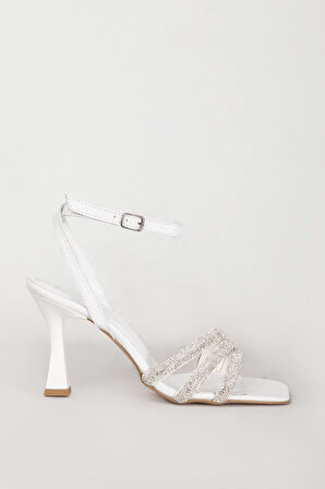 DERİCLUB 7718 Kadın Taşlı Topuklu Ayakkabı