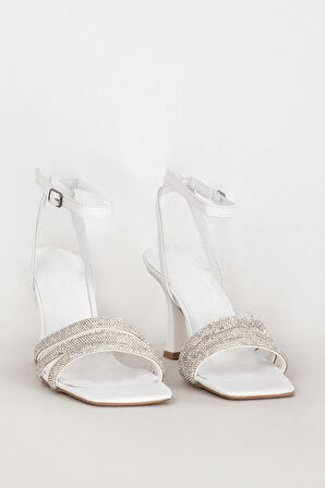 DERİCLUB 7718 Kadın Taşlı Topuklu Ayakkabı