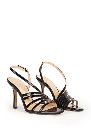 DERİCLUB Kadın Küt Burunlu Bantlı İnce Topuklu Ayakkabı Gerçek Rugan Deri SY 27318 SİYAH