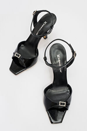 DERİCLUB Kadın Stiletto Tokalı Bilek Bağlamalı Rugan Topuklu Ayakkabı Gerçek Deri SY 27300 SİYAH