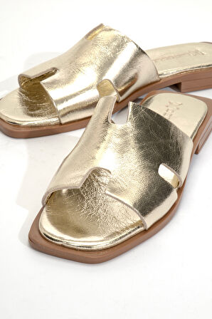 Kadın Bantlı Gerçek Deri Terlik ZY 8012 DORE