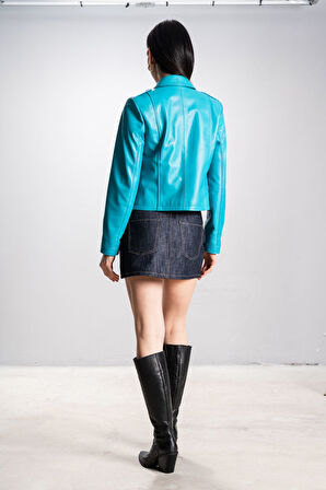 DERİCLUB Violet Kadın Crop Fit Gömlek Yaka Torba Cepli Gerçek Deri Mont TURKUAZ