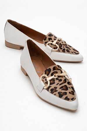 DERİCLUB Kadın Toka Detaylı Sivri Burun Şık Loafer Ayakkabı Gerçek Deri FR 259716 BEJ