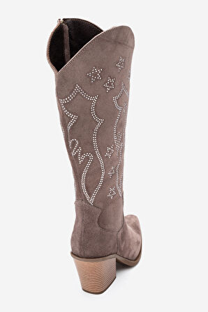 DERİCLUB Kadın Yüksek Topuk Sivri Burun Çizme Gerçek Süet Deri ZY 1609 VİZON