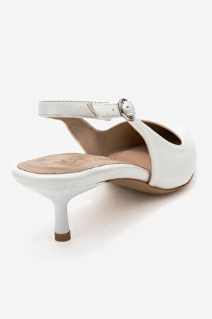 DERİCLUB Kadın Arkası Açık Kısa Sivri Burun Topuklu Ayakkabı ZY 4013 BEYAZ