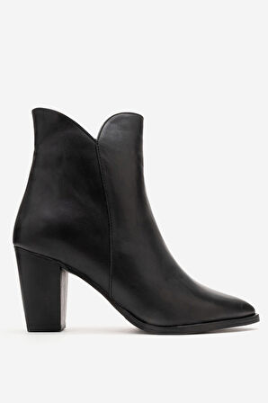 DERİCLUB Kadın Sivri Burun Yüksek Topuklu Bot Gerçek Deri GN 52426 SİYAH