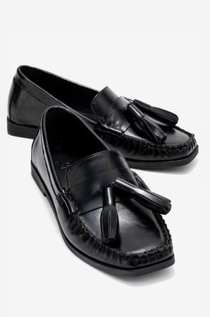 Kadın Püskül Detaylı Loafer Ayakkabı Gerçek Deri MIREN SİYAH 