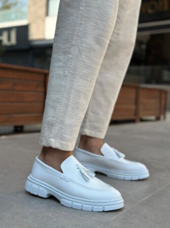 BA0240 Yüksek Taban Klasik Parlak Püsküllü Beyaz Erkek Ayakkabı