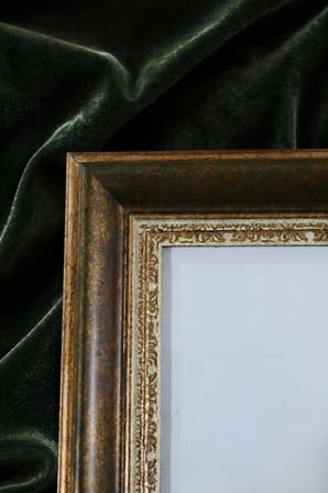 Hürrem Sultan Serisi 10 x 15 İşlemeli Eskitme Fotoğraf Çerçevesi Camlı Dekoratif Duvar & Masa Tipi Plastik Çerçeve