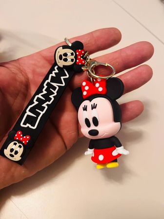 Mickey & Minnie Mouse 3D Silikon Anahtarlık – İkili Karakter Çanta & Araba Süsü