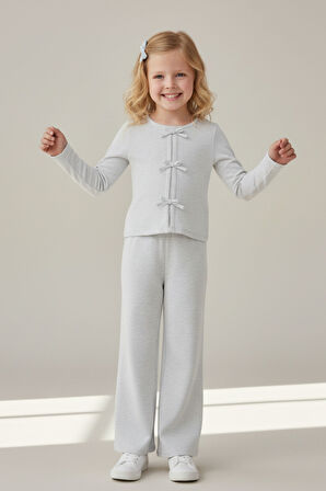 Kız Çocuk Gri Fiyonk Detaylı Uzun Kollu Tişört ve Bol Paça Pantolon Takım - Kız Çocuk Takım 