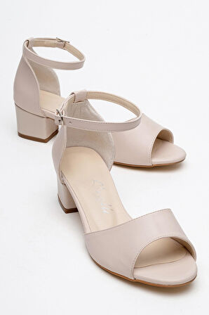 Kadın Beyaz Kısa Topuklu Rahat Abiye Ayakkabı