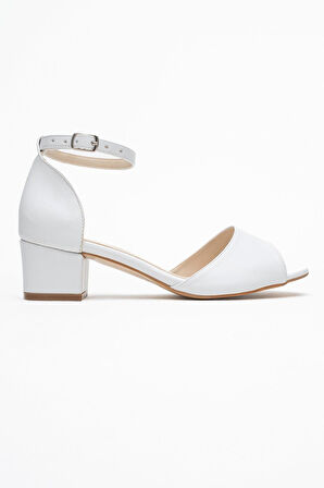 Kadın Beyaz Kısa Topuklu Rahat Abiye Ayakkabı