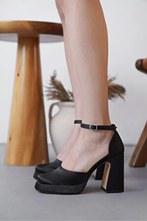 Kadın Siyah Saten Özel Tasarım Bilekten Bantlı Platformlu Rahat Topuklu Abiye Ayakkabı
