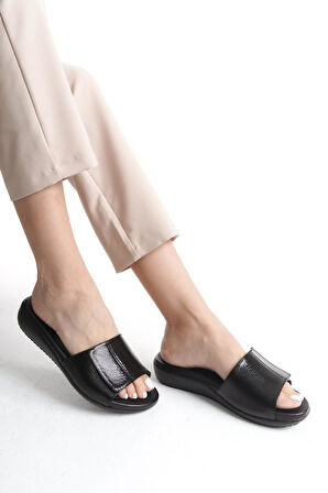 Ortopedik Deri Taban Topuk Dikeni Destekli Günlük Siyah Terlik