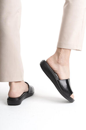 Ortopedik Deri Taban Topuk Dikeni Destekli Günlük Siyah Terlik