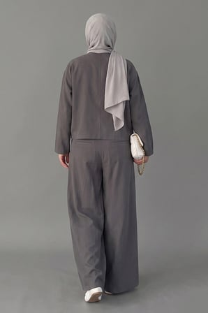 Kruvaze Kesim Düğmeli Bluz & Etek Görünümlü Geniş Paça Pantolon - Keten Takım