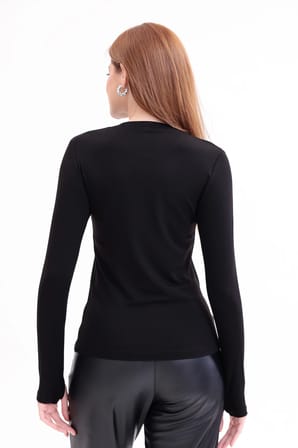 Parmak Detaylı Bisiklet Yaka Body