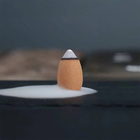 Tedisanat Oval Himalaya Şelale Tütsülük | Rahatlatıcı Duman Akışı & Meditasyon Dekoru