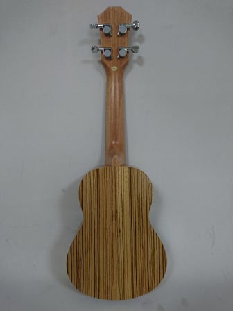 CREMONIA AU34L-21 UKULELE 21" SOPRANO
