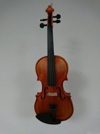 VALENCIA V16044MAT KEMAN, SCALE 4/4, MAT, KLAVYE KARARTILMIŞ AKÇAA