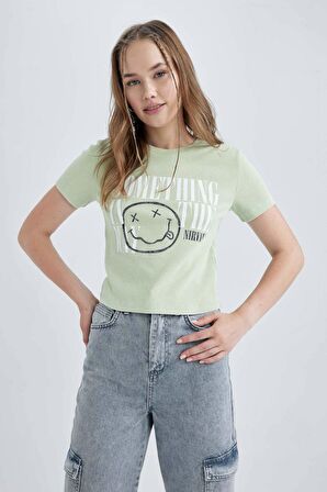 DeFacto Coool Nirvana Fitted Kısa Kollu Yıkamalı Soluk Efektli Tişört B1909AX23HSGN1207