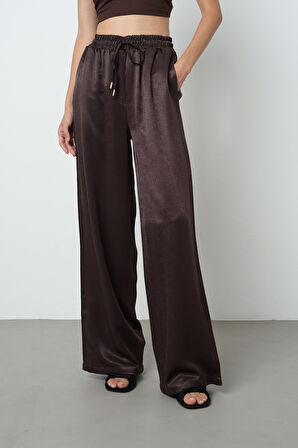 Kadın Düz Renk Bağcık Detaylı Bol Paça Beli Lastikli Pantolon