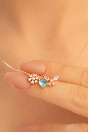 Kadın Gümüş Kolye - Rose Altın Kaplama Zirkon Taşlı Kalp Motifli Gümüş Kolye