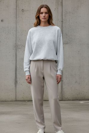Kadın Gri Oversize Sweatshirt – Bisiklet Yaka Uzun Kollu Rahat Kalıp Basic Kadın Sweatshirt