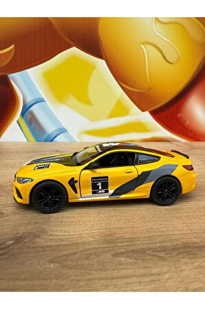 Bmw M8 Coupe Diecast Araba Kapıları Açılır Çek Bırak Bmw Model Araba 12CM