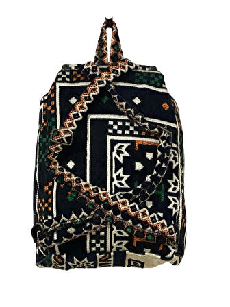 Kilim Desenli El Yapımı Sırt Çantası – Etnik Tasarım, Dayanıklı ve Katlanabilir 
