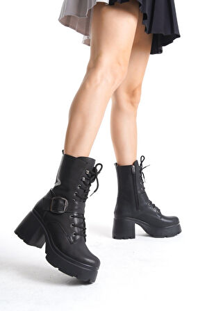 Linma Siyah Cilt Bağcıklı Topuklu Bot