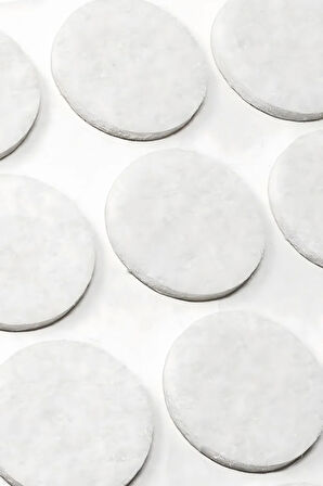 Yapışkanlı Mobilya Masa Sandalye Parke Zemin Ayak Koruyucu Kaydırmaz Keçesi 24 Mm (33'LÜ PAKET)