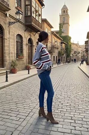 Polo Yaka Çizgili Önü Düğmeli Kazak