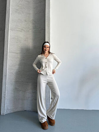 Düğme Detaylı Selanik Kumaş Takım