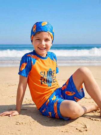 Cg Kids Erkek Çocuk Korumalı Deniz Takımı | Kısa Kollu Deniz Tişörtü, Şort ve Bone Seti